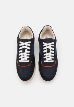 Clarks Racelite Tor - Sneakers Laag - Navy -Clarks 044213cd9e124172894536d9278fa708