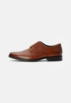 Clarks Howard Walk - Veterschoenen - Dark Tan