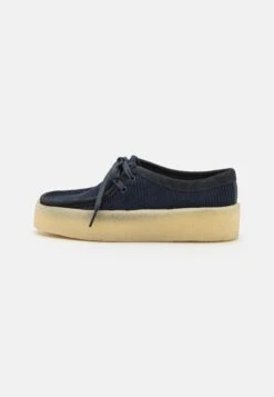 Clarks Originals Wallabee Cup - Sportieve Veterschoenen - Navy
