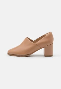 Clarks Freva - Klassieke Pumps - Praline 9 Clarks Freva - Klassieke Pumps - Praline -Clarks 0d50003314f54d739ac0cd94db7bc852