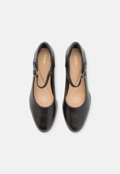 Clarks Freva Strap - Klassieke Pumps - Black -Clarks 115f2c62a13c4e3b8df34484cc5e70fb