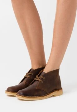Clarks Originals Desert Boot - Sportieve Veterschoenen - Beeswax