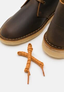 Clarks Originals Desert Boot - Sportieve Veterschoenen - Camel -Clarks 14d379bebf8041f7abbc2467059b6270