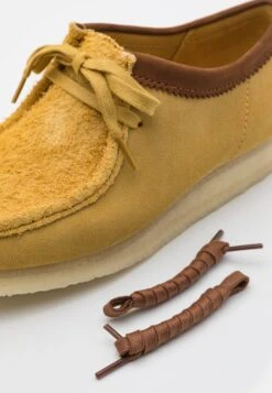 Clarks Originals Wallabee - Sportieve Veterschoenen - Yellow 13 Clarks Originals Wallabee - Sportieve Veterschoenen - Yellow -Clarks 1c3e5c9ee6f74aceb9e6da0bbf3e0944