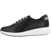 Clarks Un Rio Tie - Sneakers Laag - Black Leather -Clarks 23a75549ae764ac2b0222d914e7ef4cb