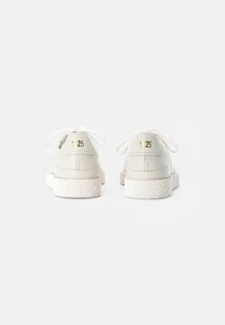Clarks Originals Tormatch - Sneakers Laag - White 10 Clarks Originals Tormatch - Sneakers Laag - White -Clarks 299ee08e24894f65af6b671c53658aaa