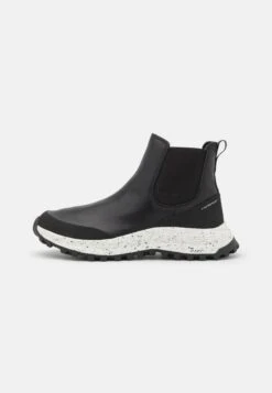 Clarks Atltrekupwp - Korte Laarzen - Black