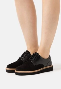 Clarks Baille Lace - Veterschoenen - Black