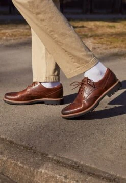 Clarks Batcombe Wing - Veterschoenen - Brown -Clarks 32d37a67456c4d6493c65b01da7a1bf1