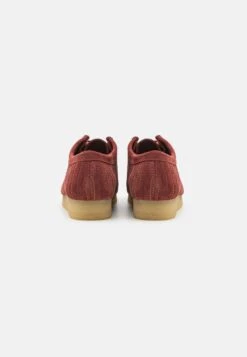 Clarks Originals Wallabee - Sportieve Veterschoenen - Burgundy -Clarks 32d7e3af7550426db79b558870511898