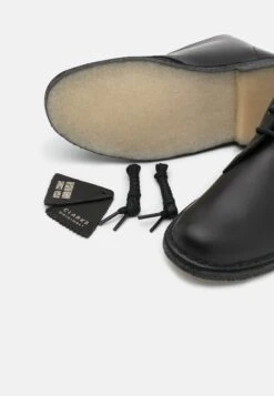 Clarks Originals Desert Boot - Korte Laarzen - Black Polished -Clarks 34f0ece81e304a3695532dacdec64328