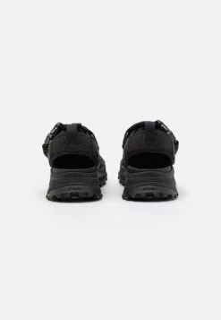 Clarks Atltrek Strap - Instappers - Black -Clarks 3dcbff3585134a3d8f20c6a0c3aa758a