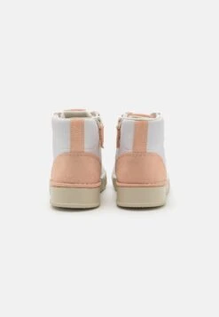 Clarks Craftcup Rise - Sneakers Hoog - Pale Peach -Clarks 43b2a3320a514e69af82be34b7845b9c