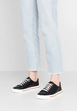 Clarks Un Maui Lace - Sneakers Laag - Black