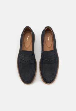 Clarks Atticus- Instappers - Navy -Clarks 50c1d37e6358473f8a9fe3e98bd2cb9b