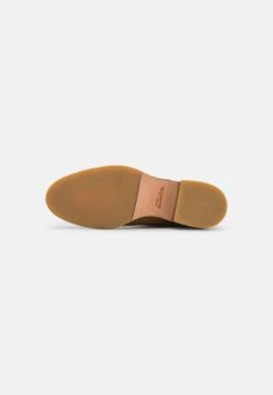 Clarks Cologne Top - Korte Laarzen - Light Tan -Clarks 5712154e4e024b80b463a3eb715fbf1d