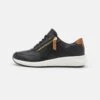 Clarks Rio Zip - Sneakers Laag - Black