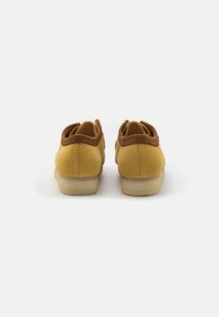 Clarks Originals Wallabee - Sportieve Veterschoenen - Yellow 10 Clarks Originals Wallabee - Sportieve Veterschoenen - Yellow -Clarks 5f37f5ae4e894351802608f8d6dbf1c2