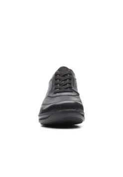 Clarks Appley Tie - E - Sportieve Veterschoenen - Black -Clarks 5fad1226beeb402f91b2deba0f4a7d1e