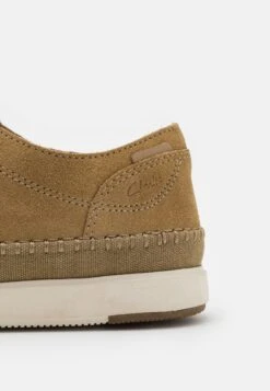 Clarks Bratton - Sportieve Veterschoenen - Sand -Clarks 69552b32a8ae43e4bc55dd345ea6fe40