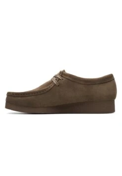 Clarks Wallabeeevosh - D - Sportieve Veterschoenen - Olive Suede -Clarks 6c882257813c47aa9536e0d88387c79c