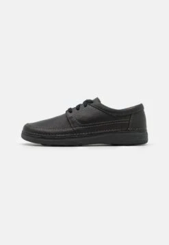 Clarks Nature 5 - Sportieve Veterschoenen - Black
