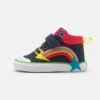 Clarks X Frugi Foxingtorhi Unisex - Sneakers Hoog - Navy -Clarks 72f3dc7bef54438aba95b1f7e9c27248