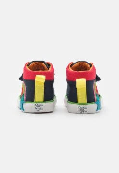 Clarks X Frugi Foxingtorhi Unisex - Sneakers Hoog - Navy -Clarks 73b29074452d4461bc4dd22375d45748