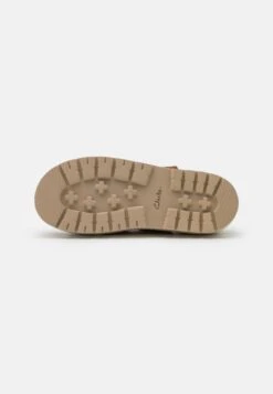 Clarks Orianna Over - Sandalen Met Plateauzool - Dark Sand -Clarks 85a88522b1a04044ad45260814c89e2b