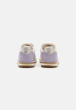 Clarks Craftrun- Sneakers Laag - White/Lilac -Clarks 8966e8b549f84361b600831815451014