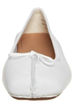 Clarks Freckle Ice - Ballerina'S - White -Clarks 8f2c7f6b782d49f1a2f67882b24645ee