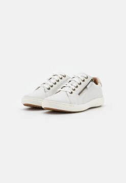 Clarks Nalle Lace - Sneakers Laag - White -Clarks 97fe2f805b7f48cab7b8c45da89d5a8a