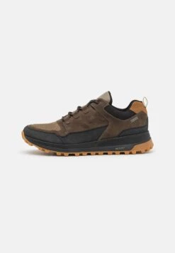 Clarks Sneakers Laag - Dark Olive