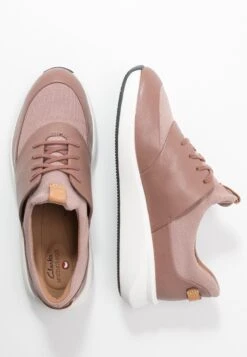 Un Rio Lace - Sneakers Laag - Dark Blush -Clarks a09cf2fb57cb45e3a5dc0d1a515463f6