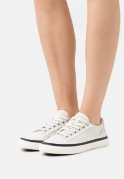 Clarks Aceley Lace - Sneakers Laag - White