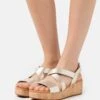 Clarks Kimmei - Sandalen Met Plateauzool - Oro