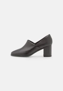 Clarks Klassieke Pumps - Black -Clarks c308e5277ab84a1bb9c5b0dab081b549