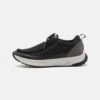 Clarks Trail Wally - Sneakers Laag - Black 1 Clarks Trail Wally - Sneakers Laag - Black -Clarks c40bfa36c2f644f1b96a3622e5acd30a