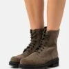 Clarks Orianna Cap - Veterboots - Dark Olive -Clarks c4d7b88e1fc9430fb80a27c419e337d9