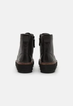 Clarks Oriannaw Lace - Korte Laarzen - Black 9 Clarks Oriannaw Lace - Korte Laarzen - Black -Clarks c82ea8eb145d4099baff863ff43be74d