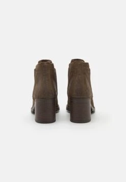 Clarks Leda Up - Korte Laarzen - Dark Olive -Clarks cbe1865083b0425c8613d900c521d00a