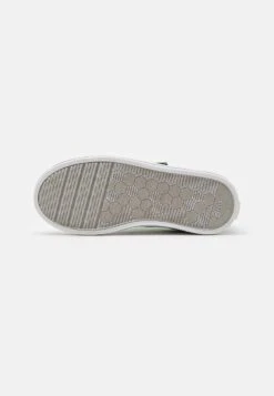 Clarks X Frugi Foxing Beau - Sneakers Laag - Light Blue Combi -Clarks cea93c0cc2524a49a72bc55e5573787b