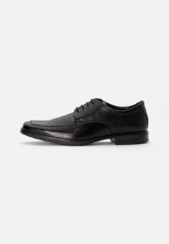 Clarks Howard Apron - Veterschoenen - Black