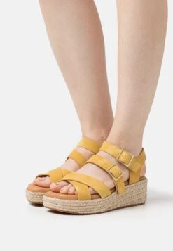 Clarks Kimmei Buckle - Sandalen Met Plateauzool - Yellow