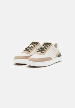 Clarks Court Lite Tor - Sneakers Laag - Off-White -Clarks dbec09d69f2f475dadb998d70b86d5c9