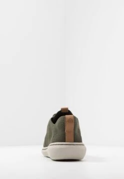 Clarks Step Urban Mix - Sneakers Laag - Khaki -Clarks dcc2ecb3cd5c4a5788750626e3c06274