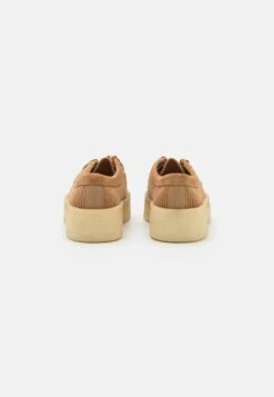 Clarks Originals Wallabee Cup - Sportieve Veterschoenen - Tan -Clarks dd6818f8e9ea4ac1b1be976c90e356a2
