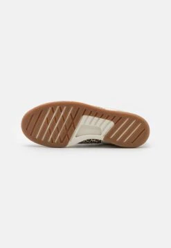 Clarks Craftmatch- Sneakers Laag - Beige/Black -Clarks dda74582f6724ab4a642b8df68826867