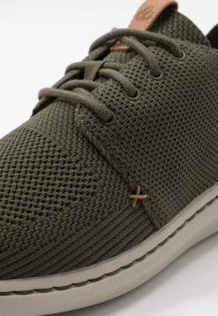 Clarks Step Urban Mix - Sneakers Laag - Khaki -Clarks eafbd15d55544a8e8d1e6de7618bef1d
