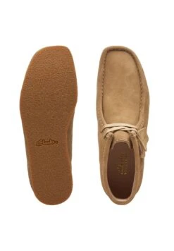 Clarks Wallabeeevobt - D - Sportieve Veterschoenen - Dark Sand Suede -Clarks f4fff003f0a647dbabc2c3ba0923d850